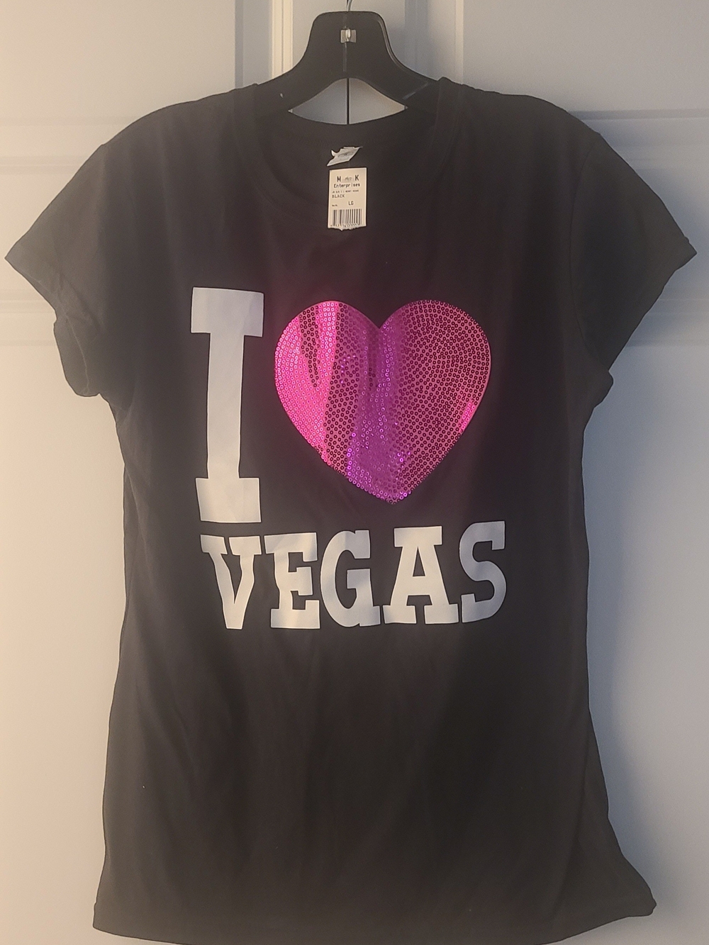 Black 'I ♥ Vegas' Short Sleeve Tee with Pink Sequin Heart - Size Large